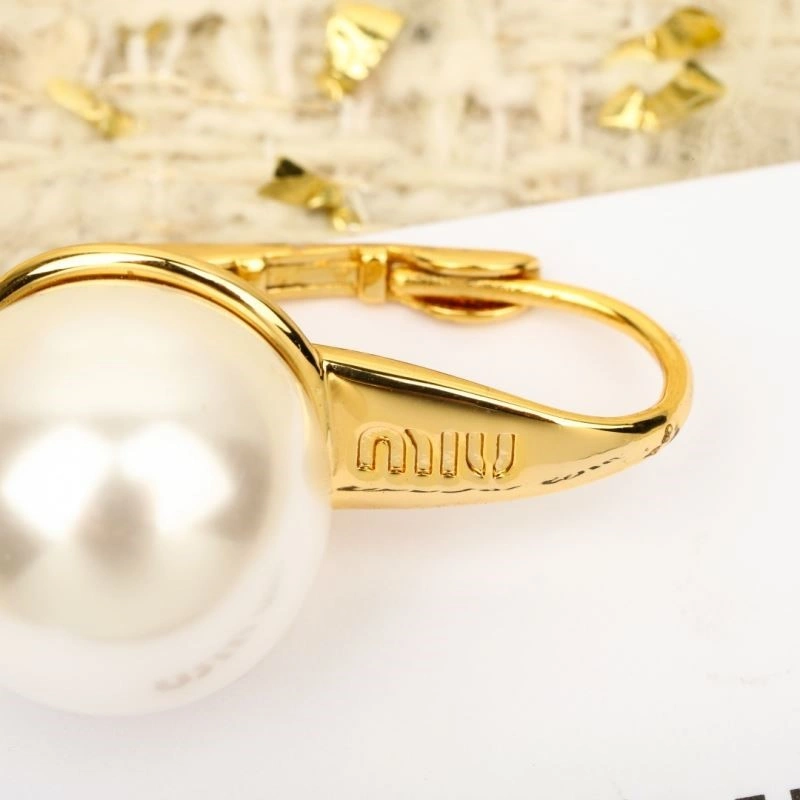 Miu Miu Earrings Modern 209702