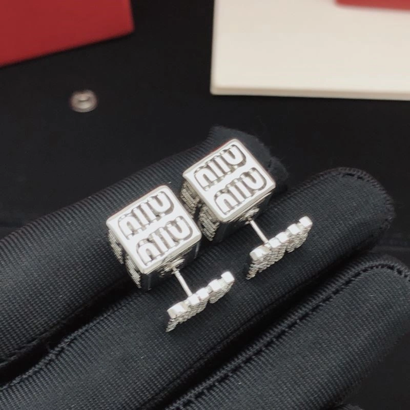 Miu Miu Earrings FastDry 209216