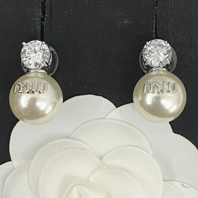 Miu Miu Earrings WaterResistant 209213