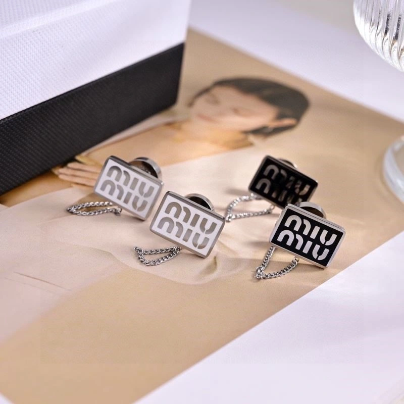 Miu Miu Earrings Trendsetting 209212