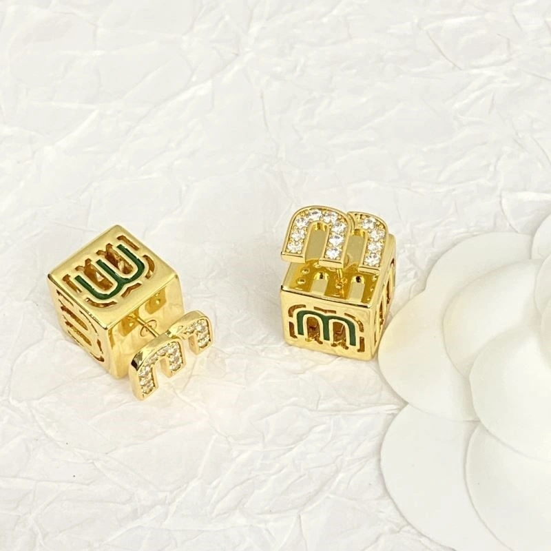 Miu Miu Earrings Snug 209198