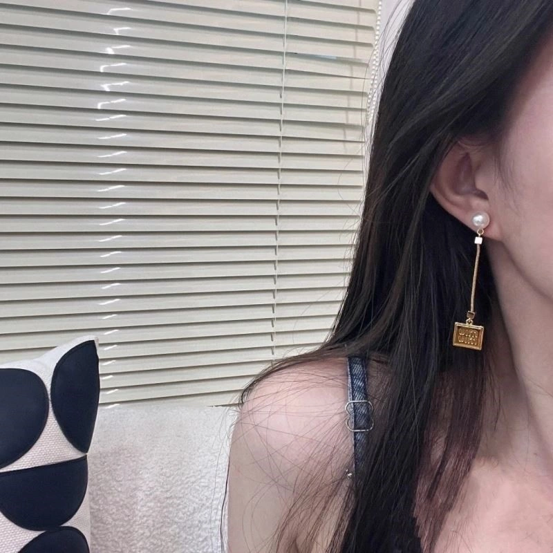 DailyWear Miu Miu Earrings 209193