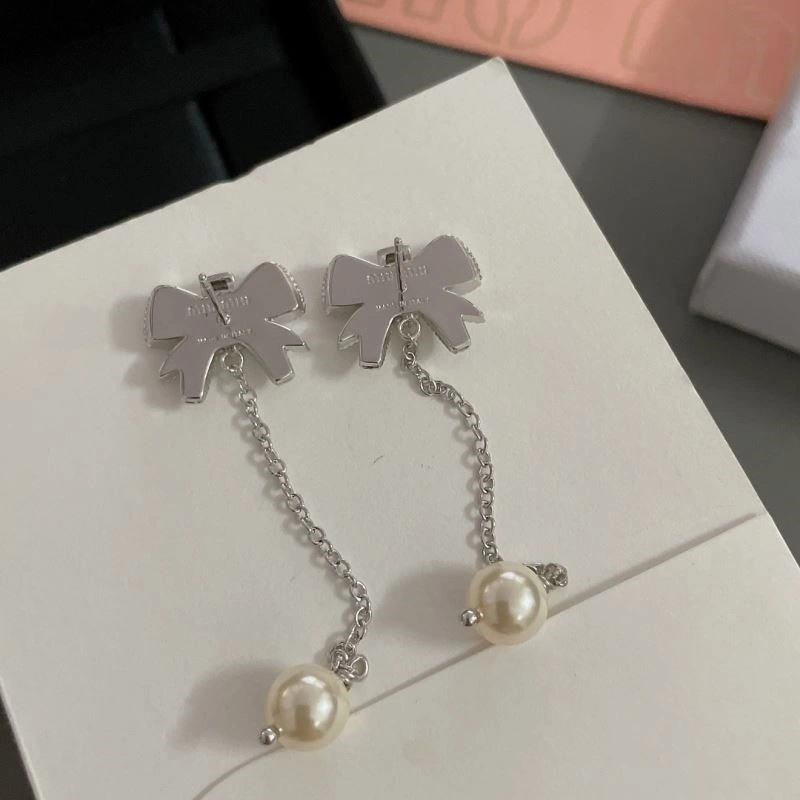 Miu Miu Earrings Stretchable 209190