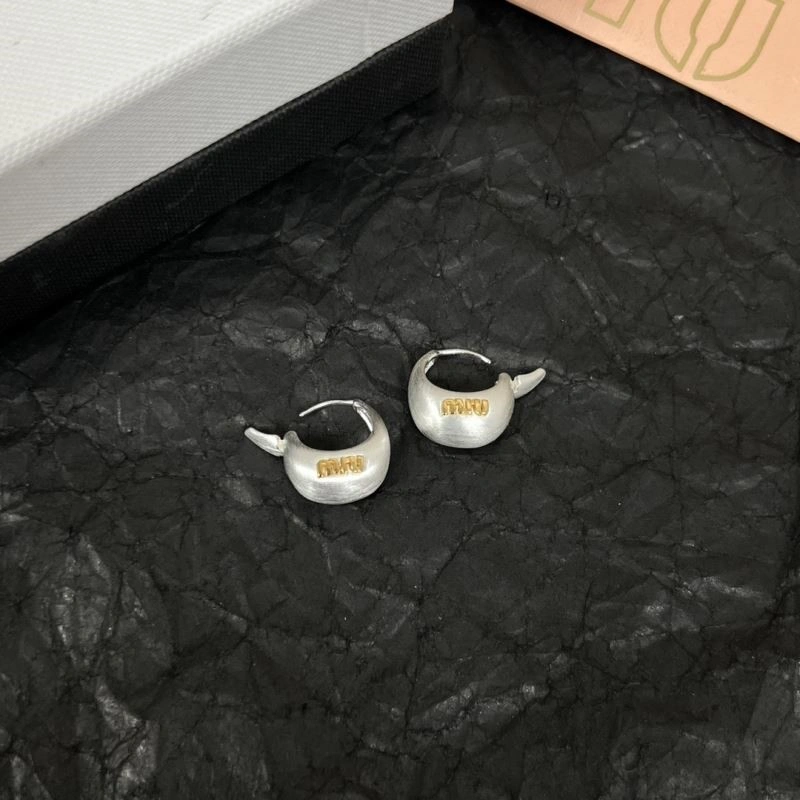 Miu Miu Earrings Neat 208550