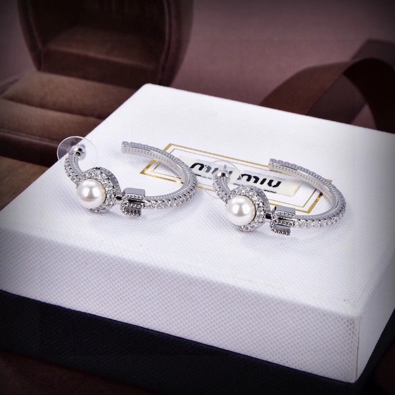 Miu Miu Earrings Reliable 207843