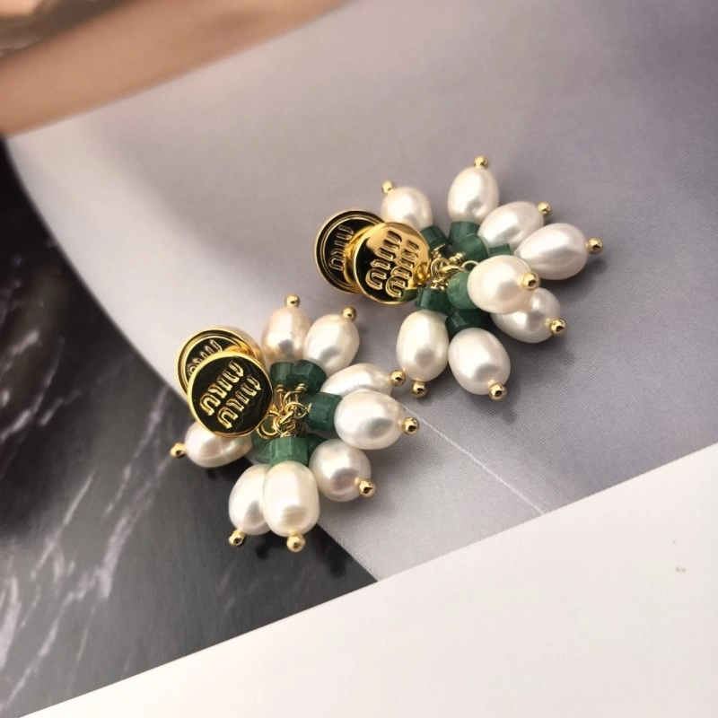 Miu Miu Earrings Comfortable 207872