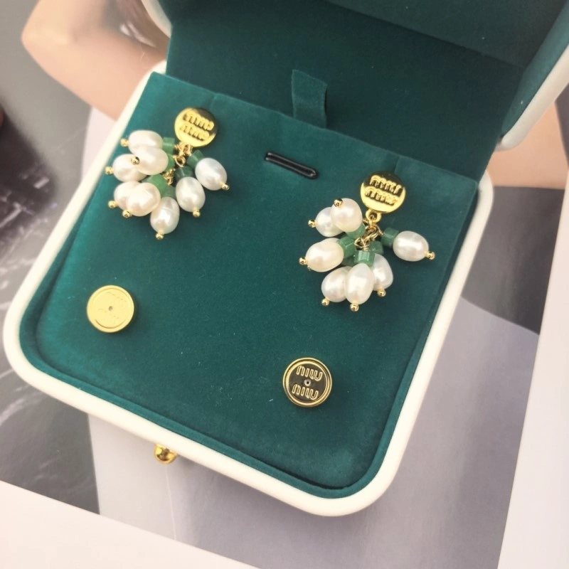 Miu Miu Earrings Comfortable 207872