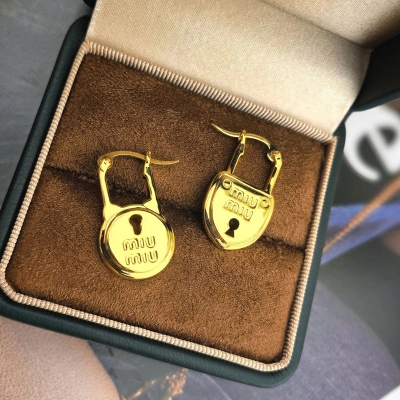 Miu Miu Earrings Supportive 207836