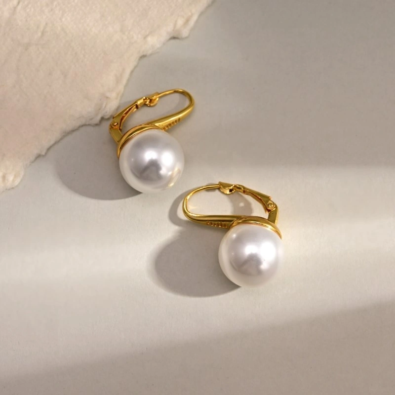 Miu Miu Earrings Bold 207832