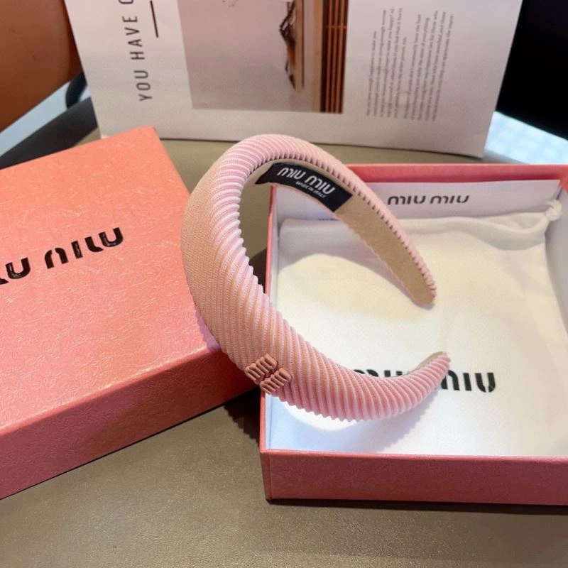 EyeCatching Miu Miu Hair Hoop 262916