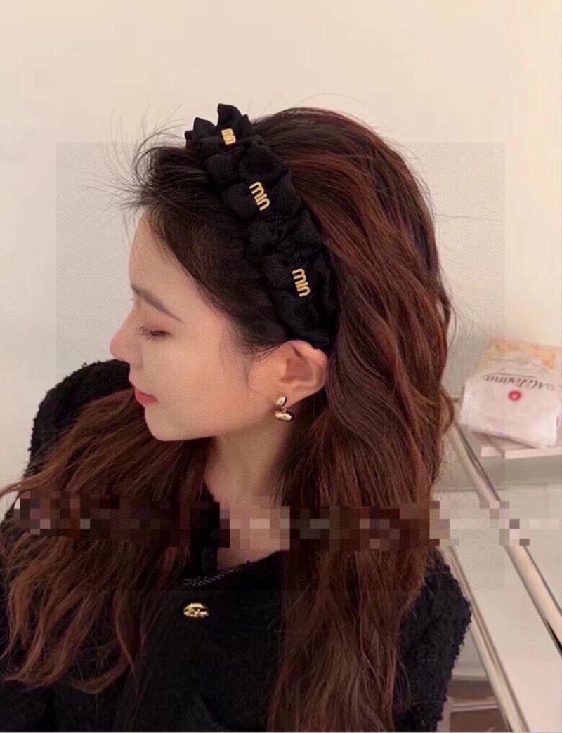 Miu Miu Hair Hoop Minimalist 262913