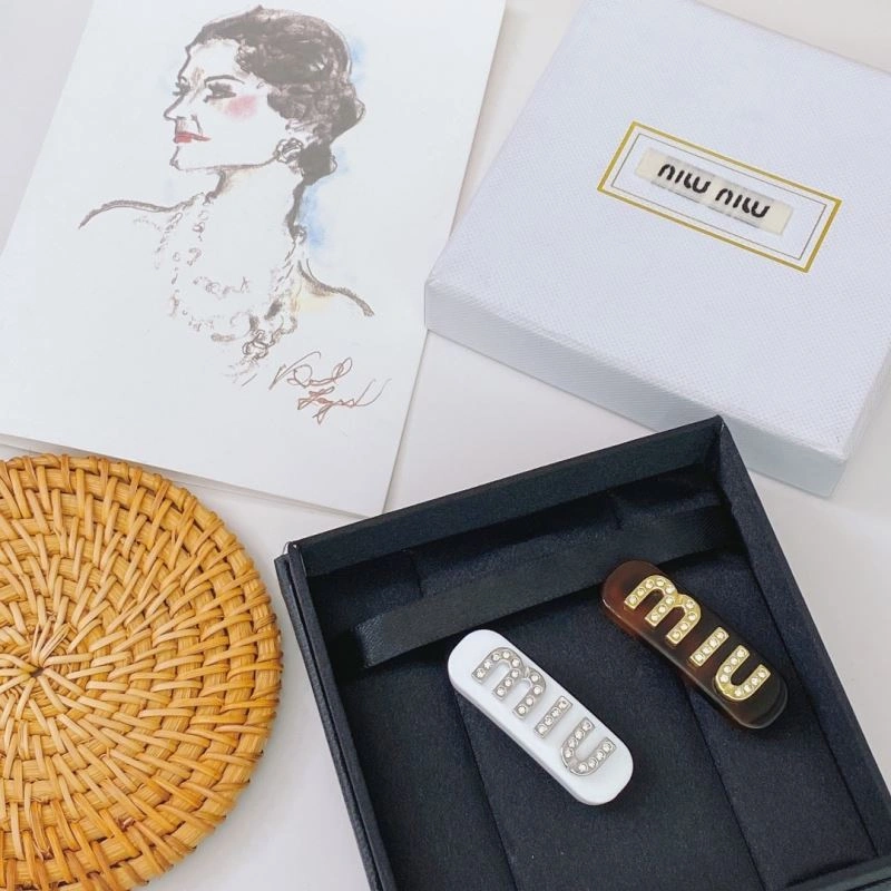 Versatile Miu Miu Hairpins 214501