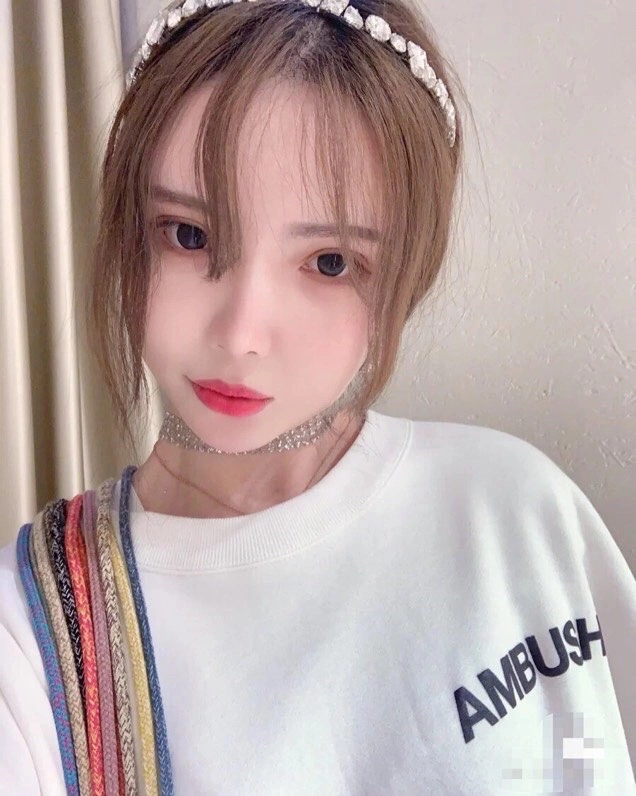UrbanStyle Miu Miu Hairpins 211816