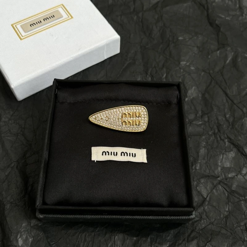 TravelReady Miu Miu Hairpins 211117