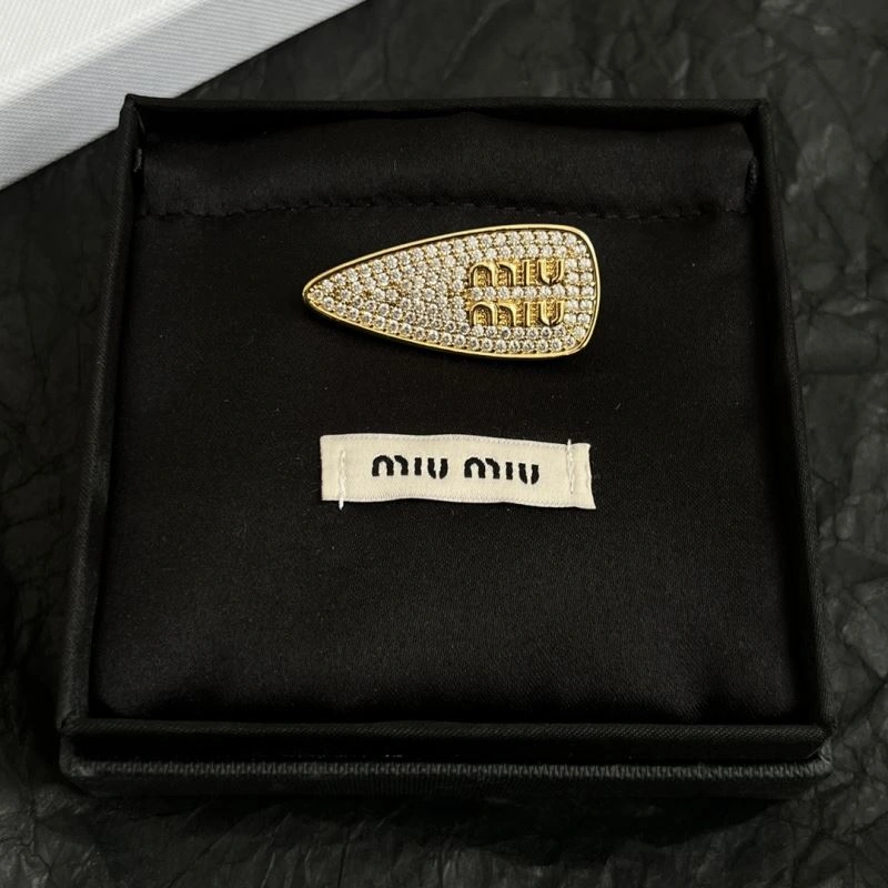 TravelReady Miu Miu Hairpins 211117