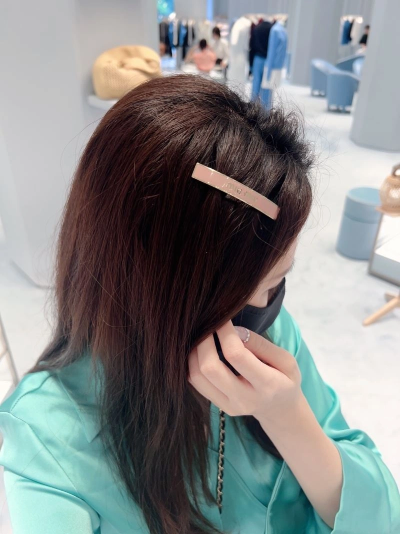 Bold Miu Miu Hairpins 211130