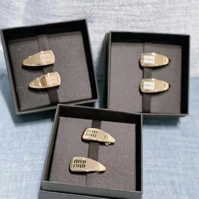 Elegant Miu Miu Hairpins 211144