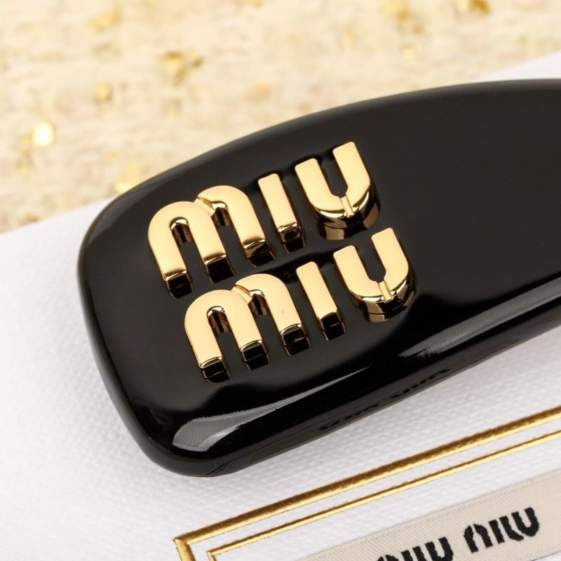 Miu Miu Hairpins Unique 209696
