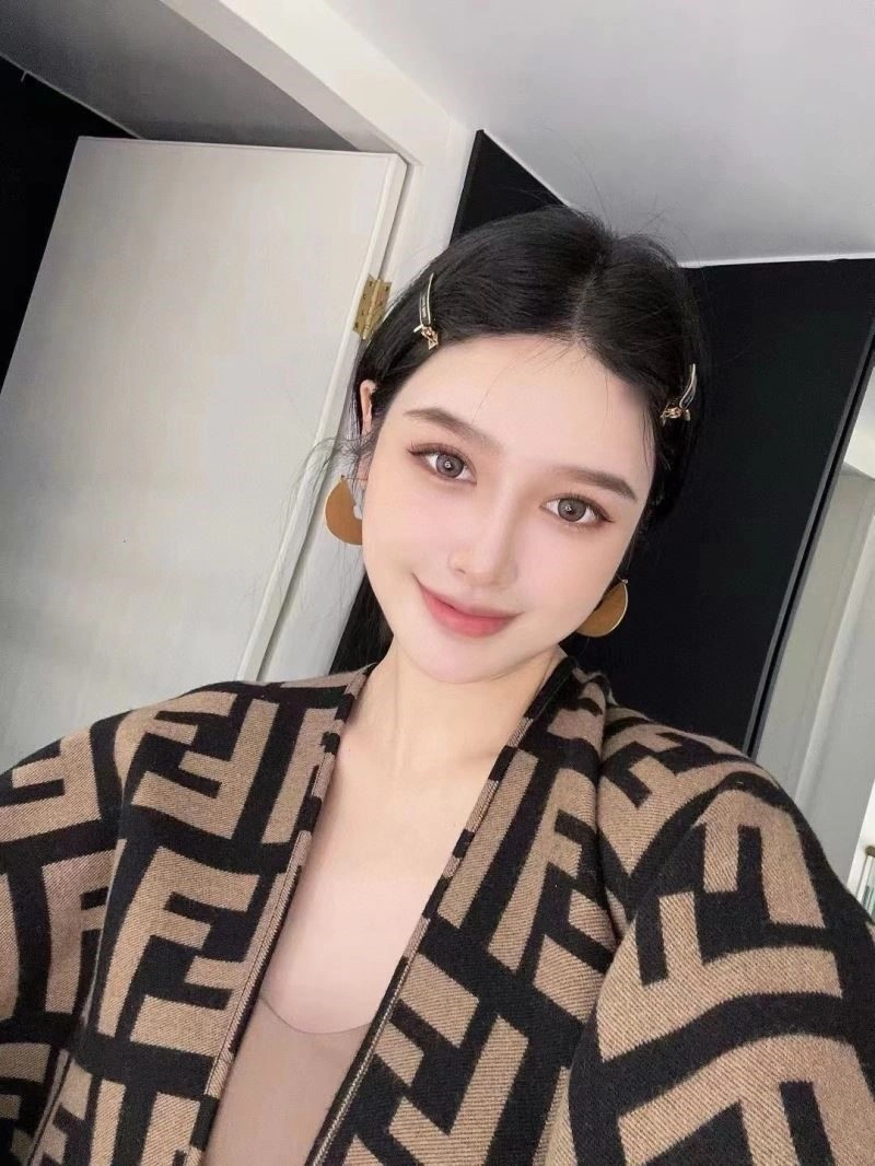 Premium Miu Miu Hairpins 209164