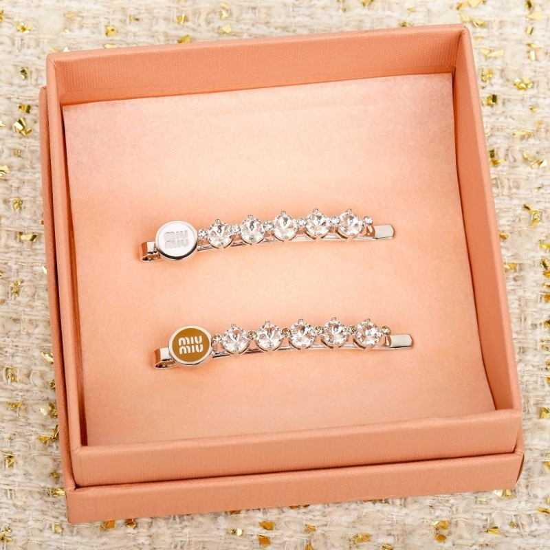 Miu Miu Hairpins WellDesigned 208528