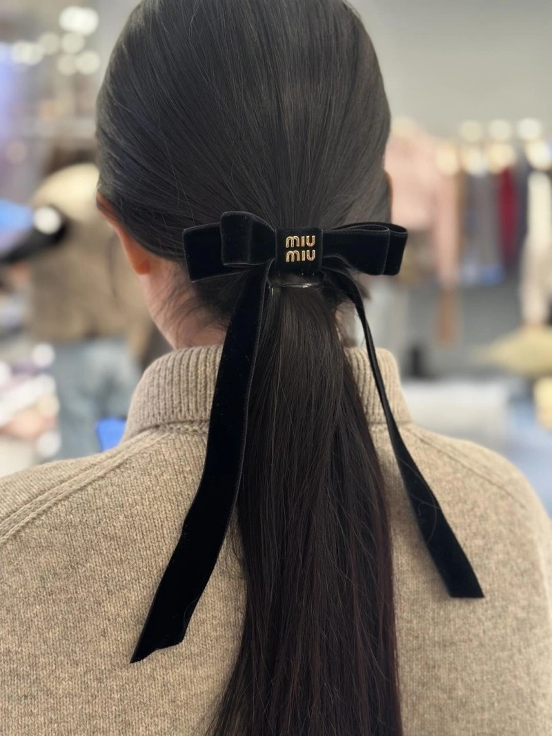 Snug Miu Miu Hairpins 207816