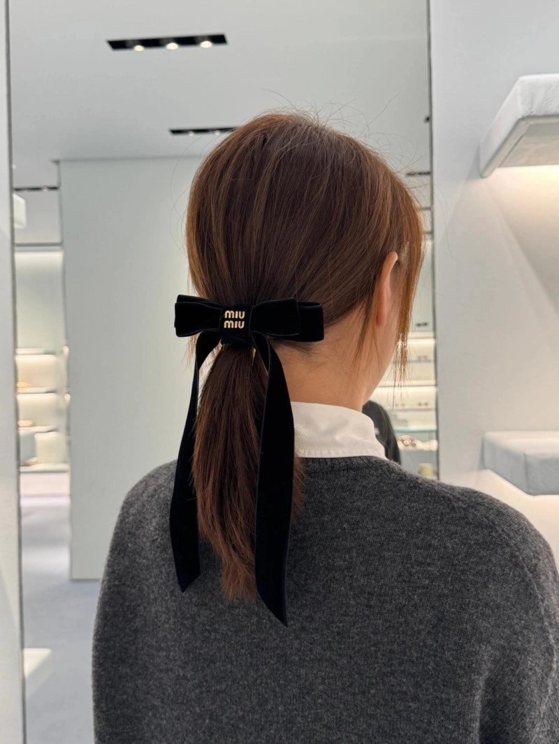 Snug Miu Miu Hairpins 207816