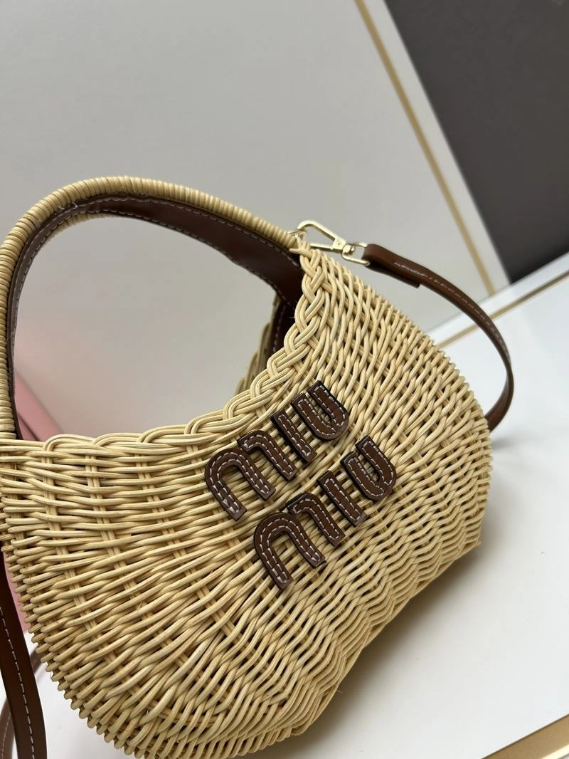 Miu Miu Hobo Bags WellDesigned 83288