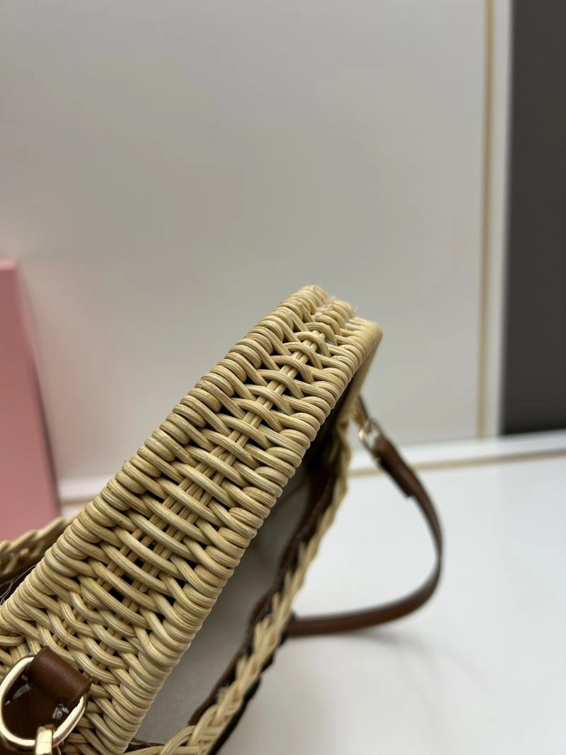 Miu Miu Hobo Bags WellDesigned 83288