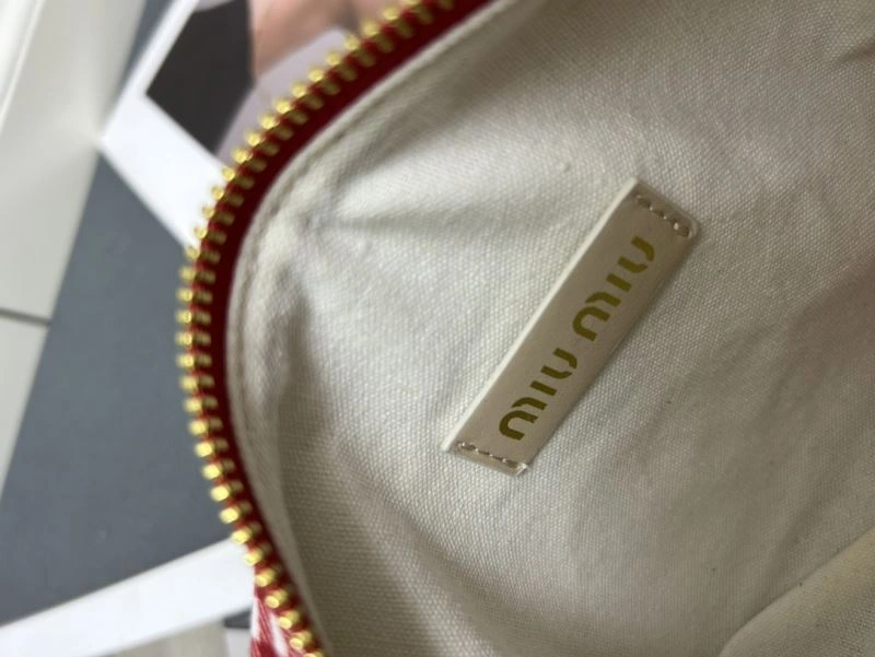 TopPick Miu Miu Hobo Bags 83252
