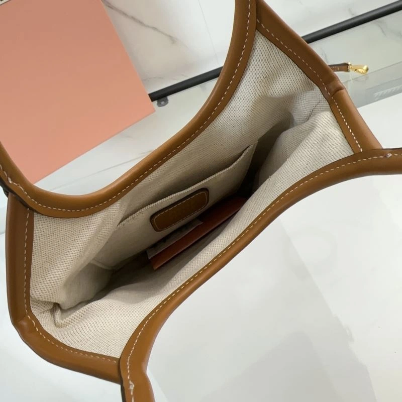 Miu Miu Hobo Bags Sleek 58282