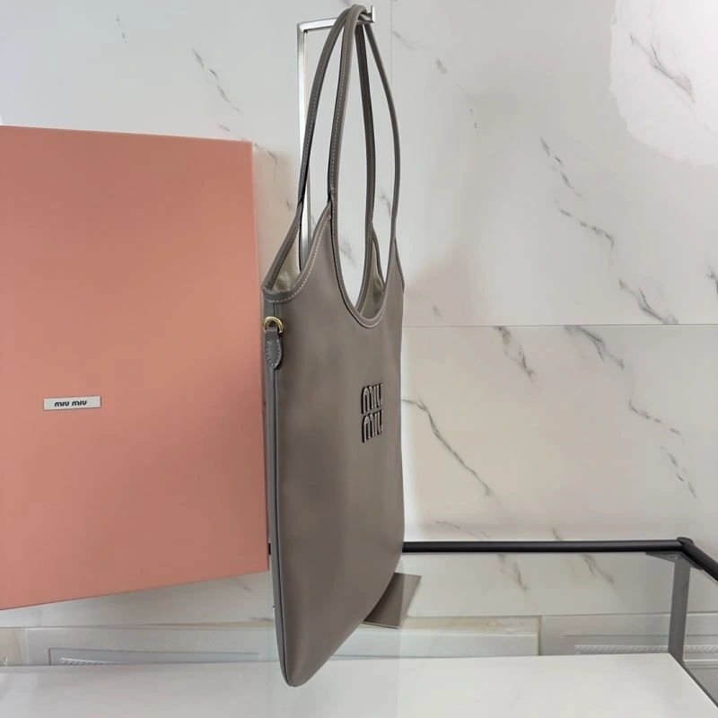 Unisex Miu Miu Hobo Bags 58278