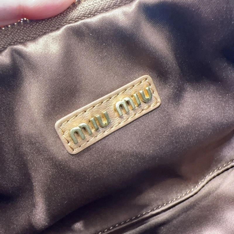 Miu Miu Hobo Bags SmoothTexture 58269