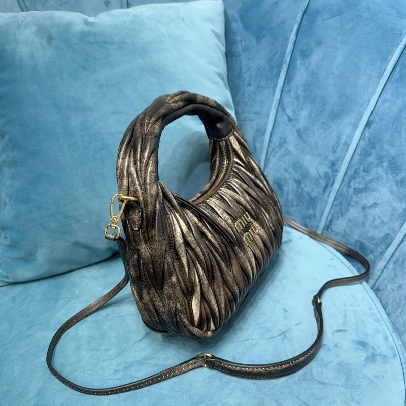 Flexible Miu Miu Hobo Bags 58350