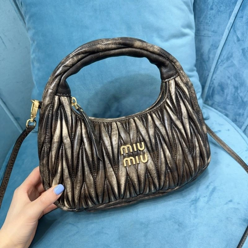 Flexible Miu Miu Hobo Bags 58350