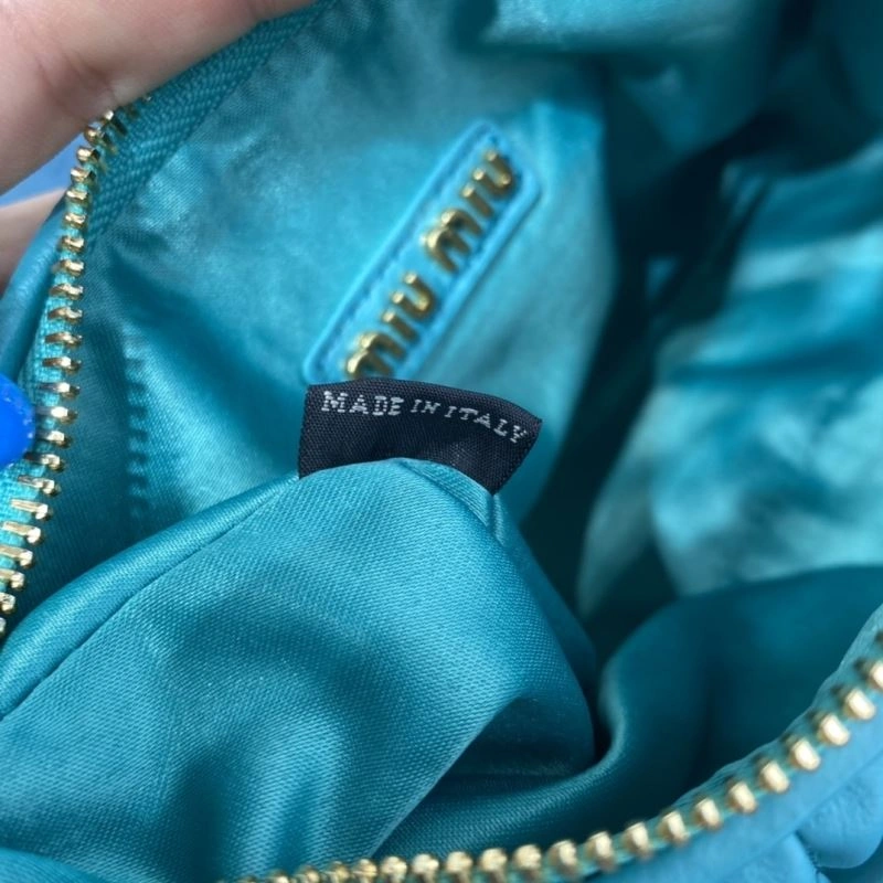Miu Miu Hobo Bags Fashionable 58256