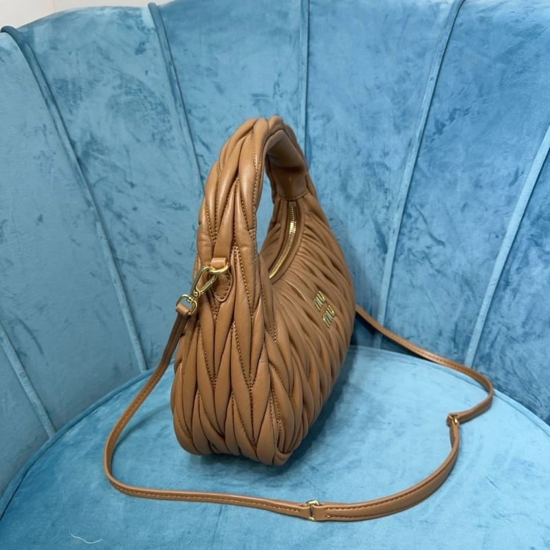 Miu Miu Hobo Bags WellDesigned 58254