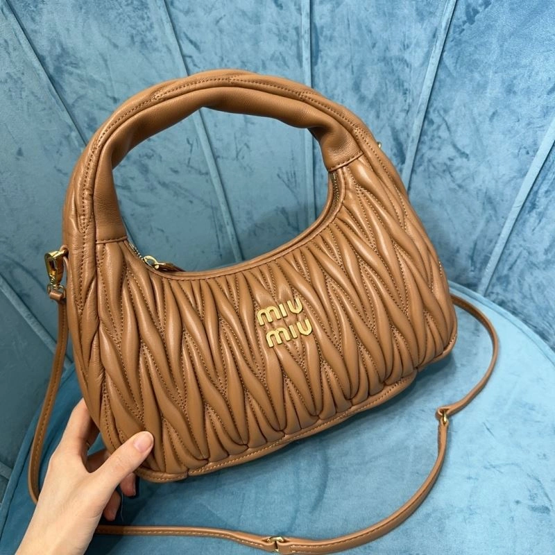 Miu Miu Hobo Bags WellDesigned 58254