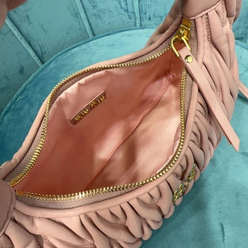 Miu Miu Hobo Bags Trendsetting 58257