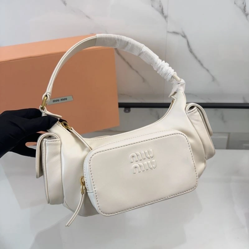 Miu Miu Hobo Bags GoodFit 58302