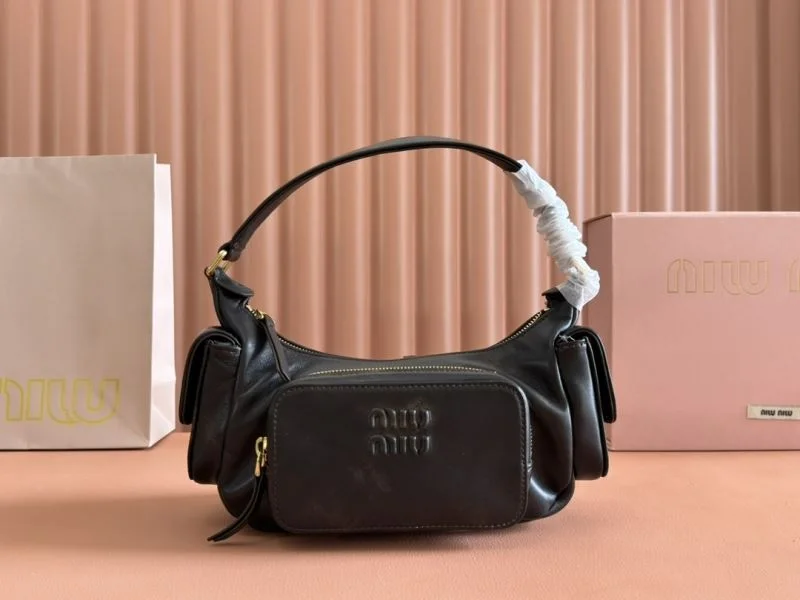 Miu Miu Hobo Bags Comfortable 49124