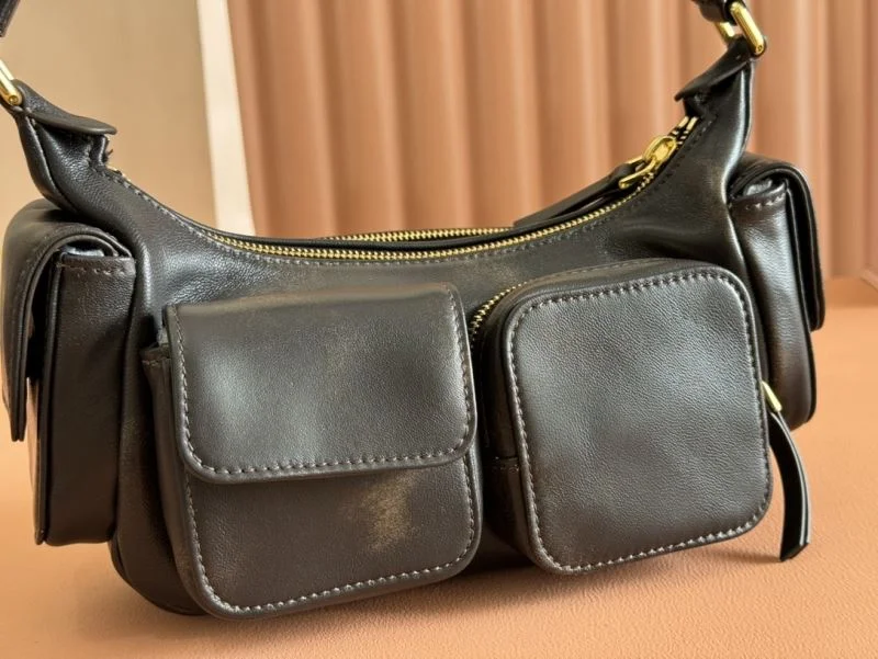 Miu Miu Hobo Bags Comfortable 49124