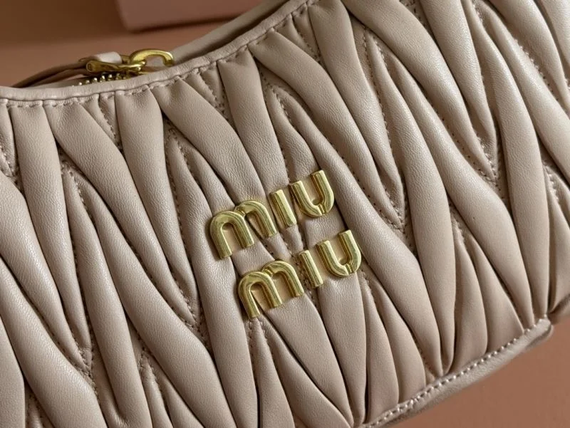 Miu Miu Hobo Bags GoAnywhere 49120