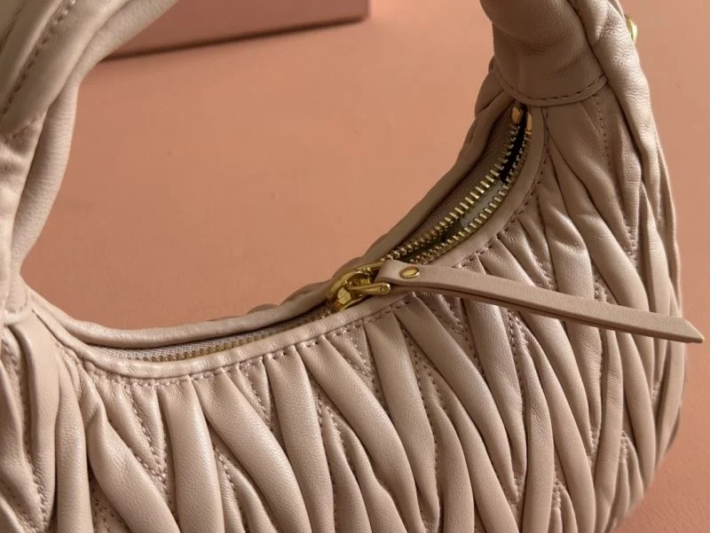 Miu Miu Hobo Bags GoAnywhere 49120