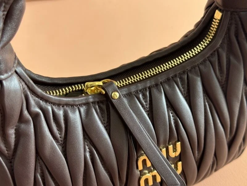 RelaxedFit Miu Miu Hobo Bags 49119