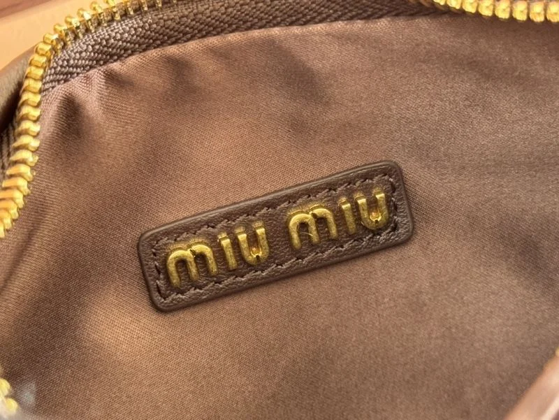 RelaxedFit Miu Miu Hobo Bags 49119