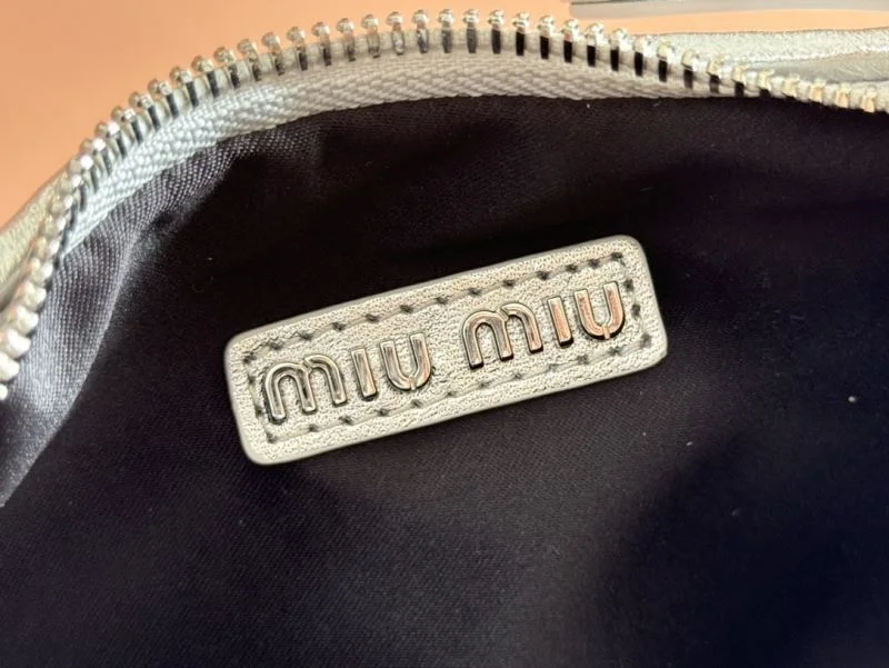 Miu Miu Hobo Bags FreshLook 49122
