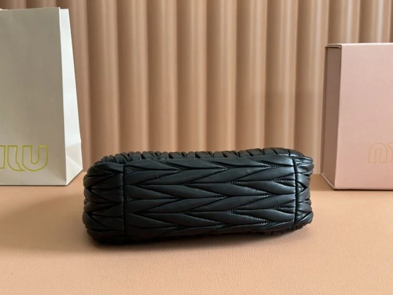 Miu Miu Hobo Bags Breathable 49149