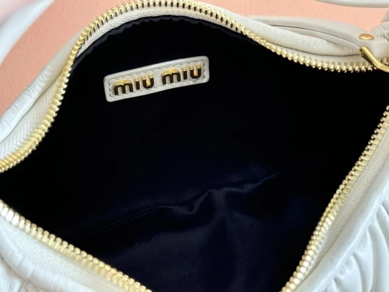 Miu Miu Hobo Bags Fashionable 49116
