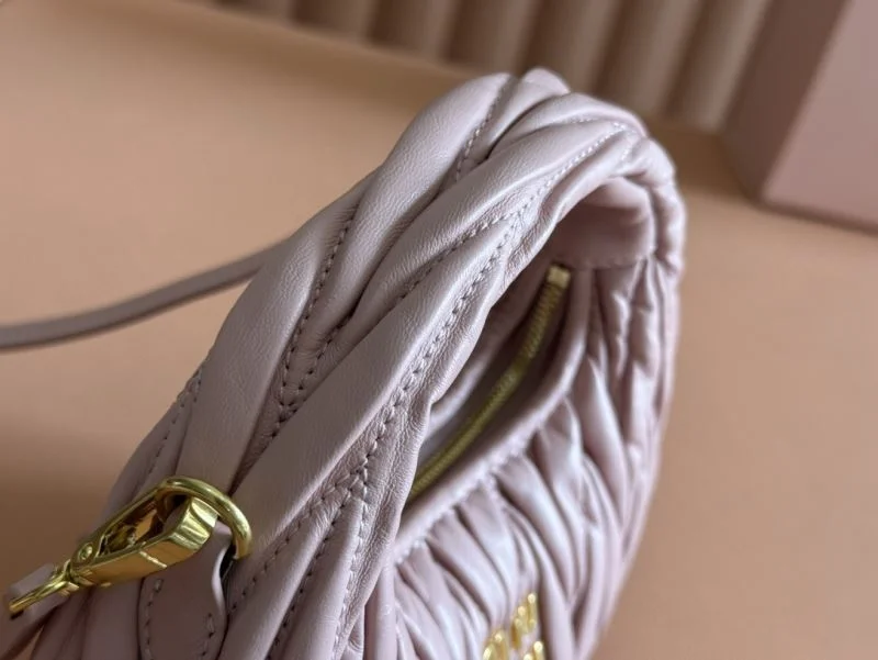 Unisex Miu Miu Hobo Bags 49111