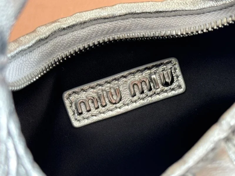 Versatile Miu Miu Hobo Bags 49110